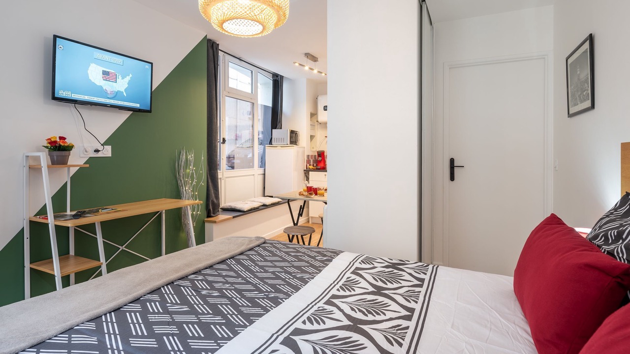 Photo of Bedroom in Secteur 2
