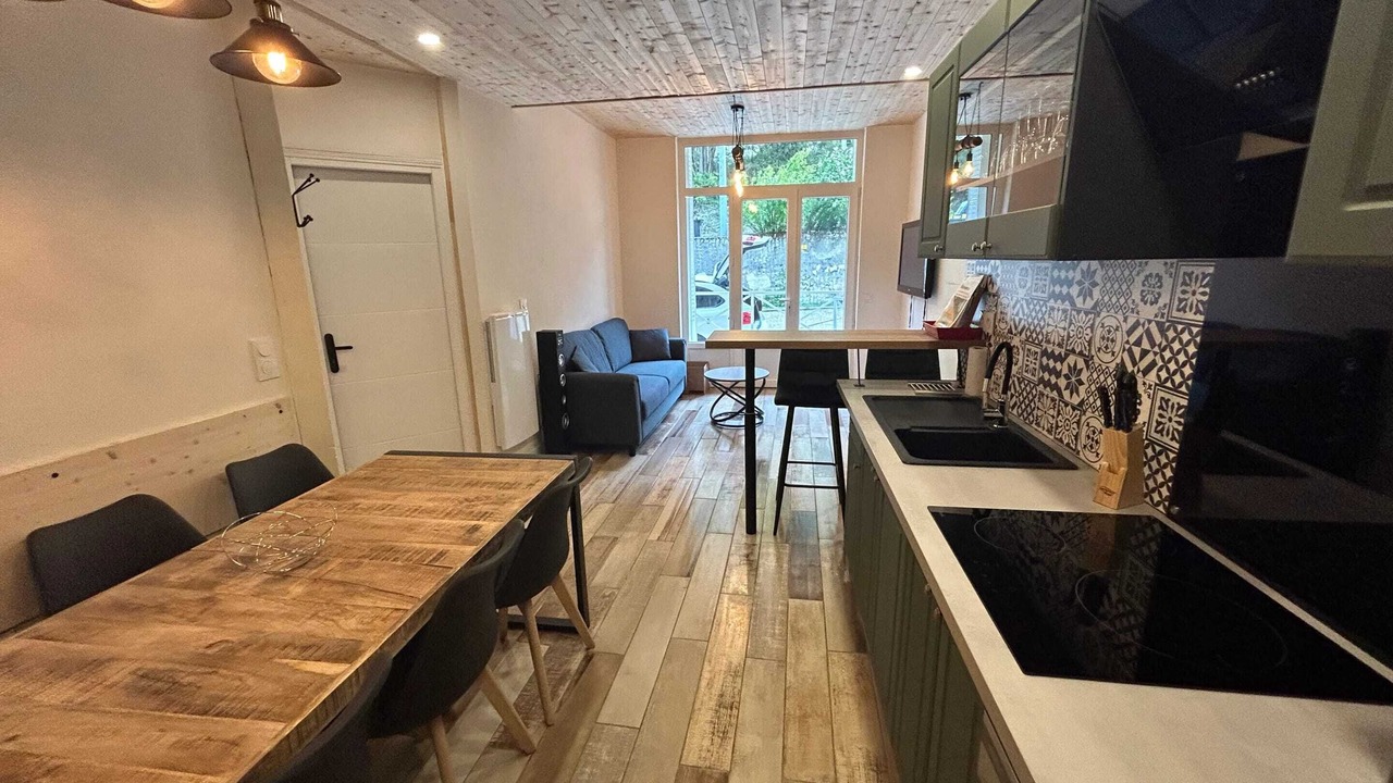 Photo of Livingroom in Savignac-les-Ormeaux