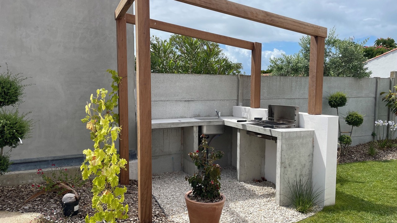 Photo of Patio Balcony in L'Epine