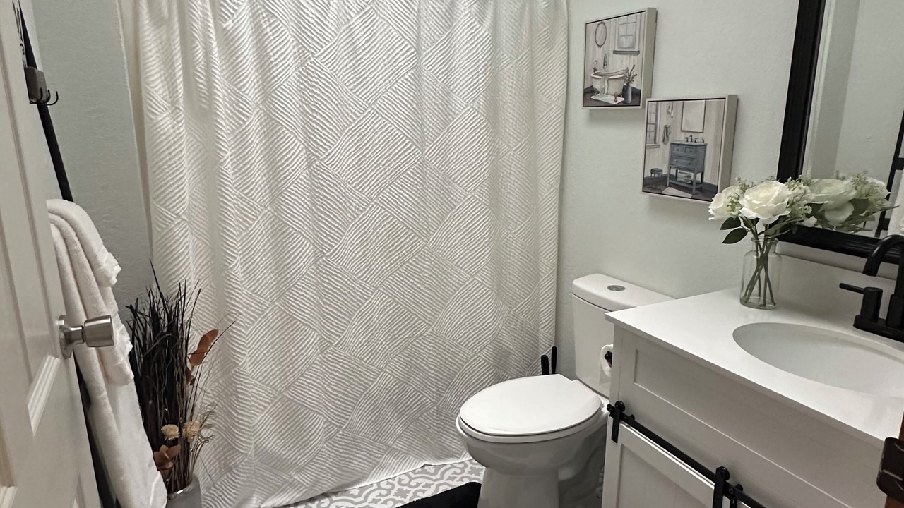 Photo of Bathroom in Kamuela