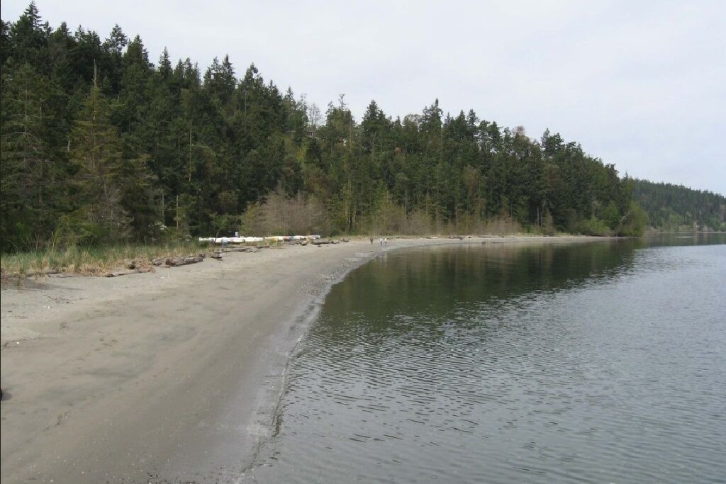 Photo of Others in Adelma Beach