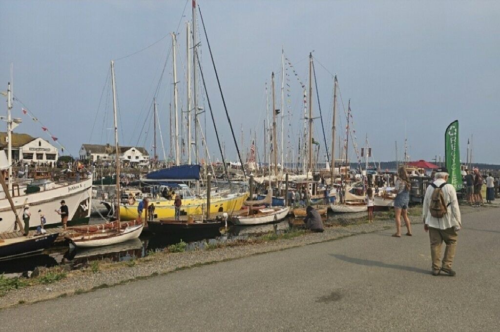 Photo of Others in Adelma Beach