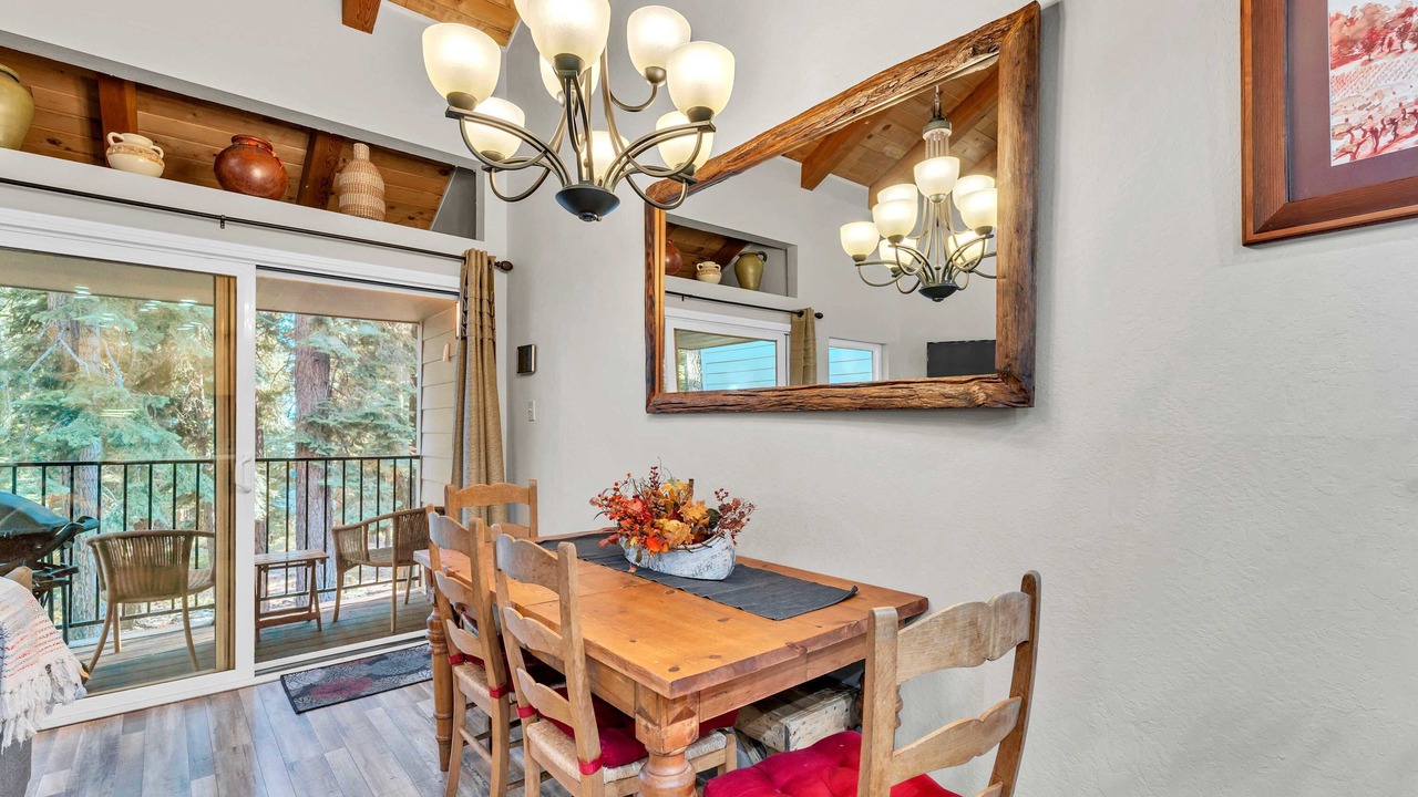 Photo of Patio Balcony in Carnelian Woods