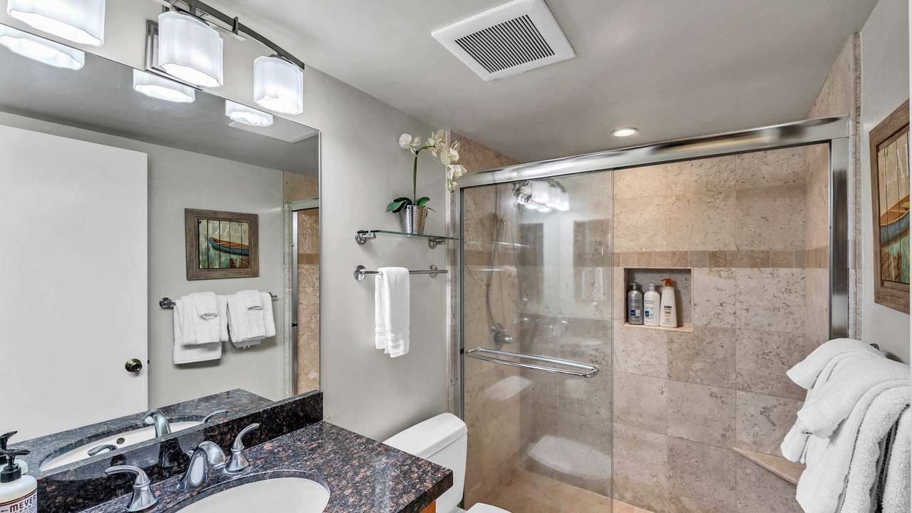 Photo of Bathroom in Carnelian Woods