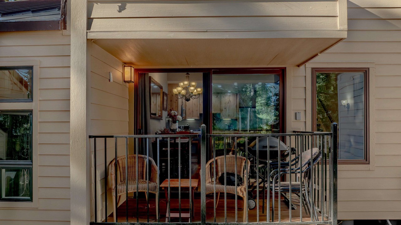 Photo of Patio Balcony in Carnelian Woods