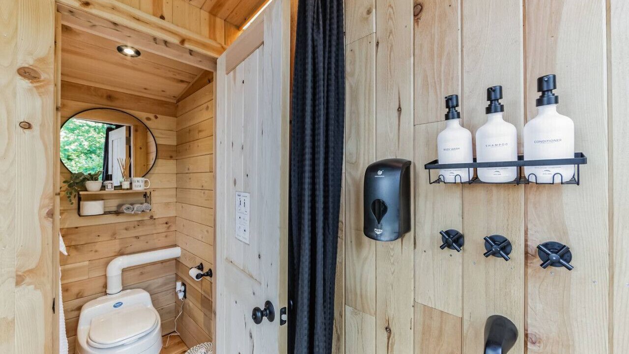 Photo of Bathroom in Steelville