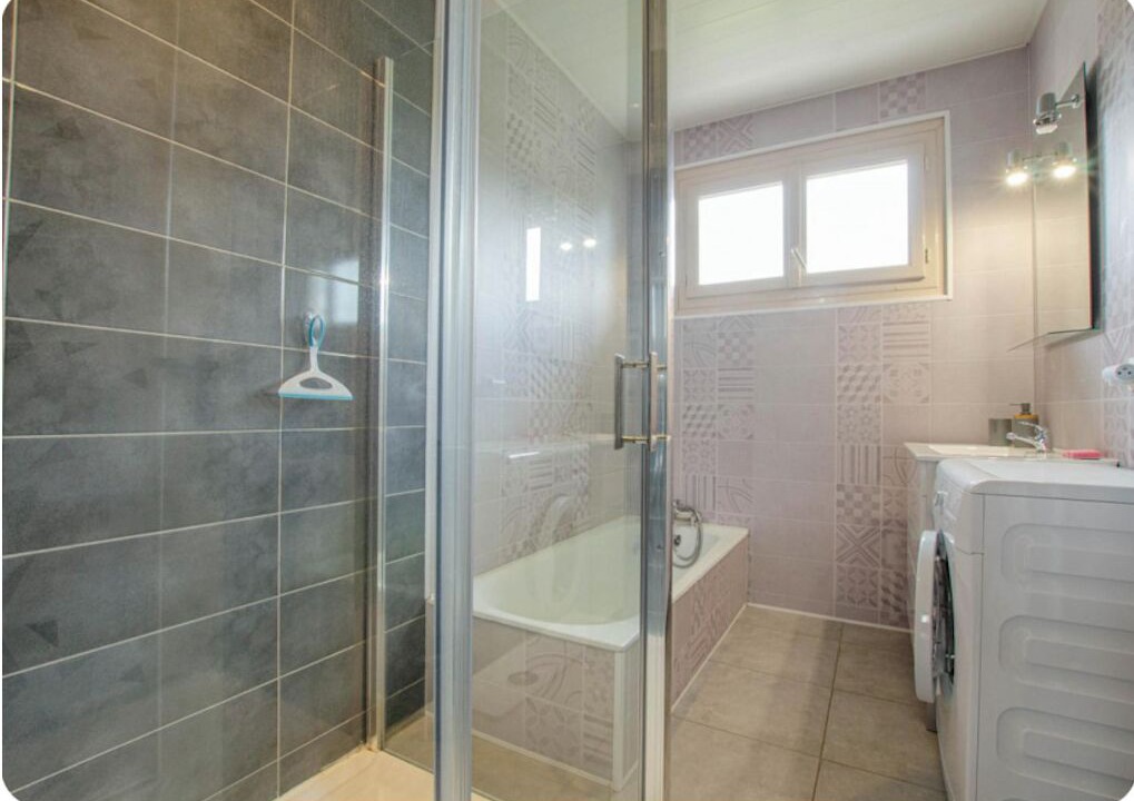 Photo of Bathroom in Dienville