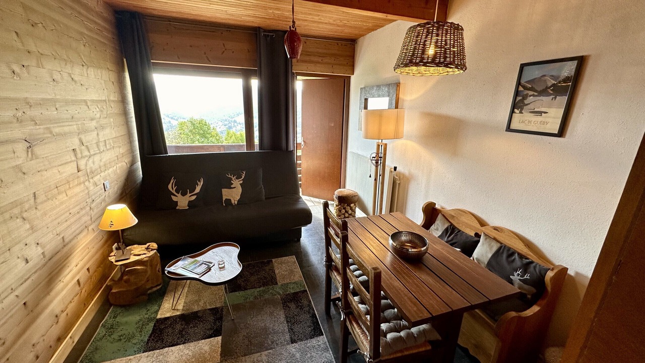 Photo of Livingroom in Murat-le-Quaire