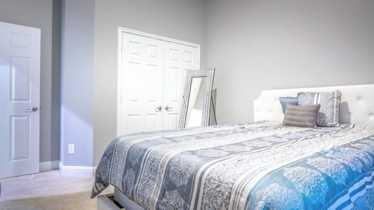 Photo of Bedroom in Humble