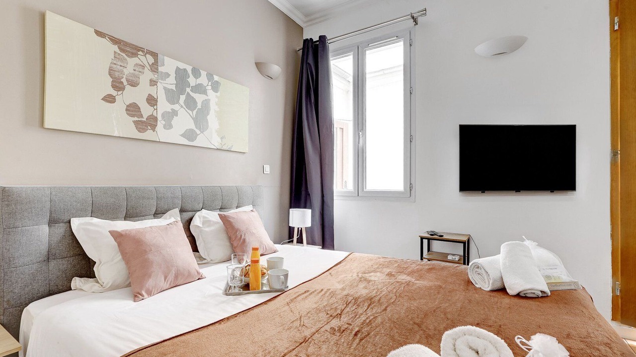 Photo of Bedroom in Batignolles