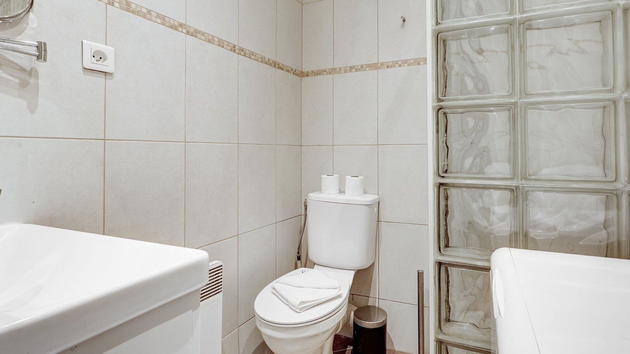 Photo of Bathroom in Batignolles