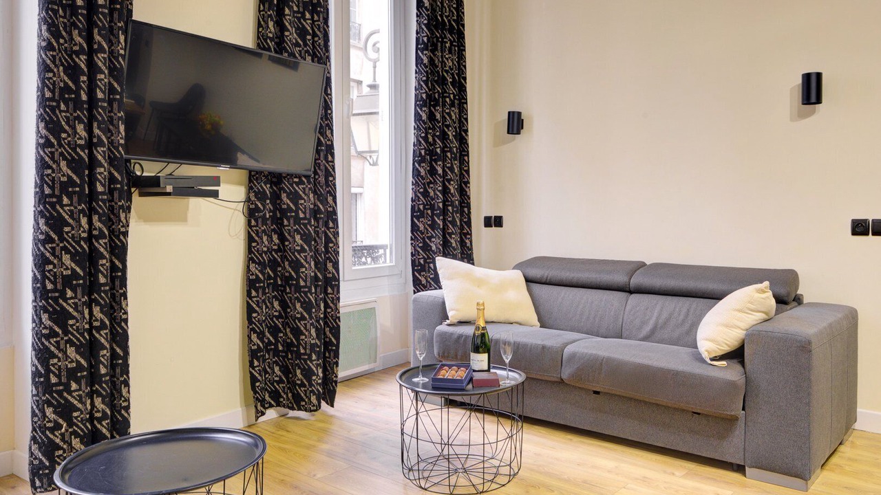 Photo of Livingroom in Arts-et-Metiers