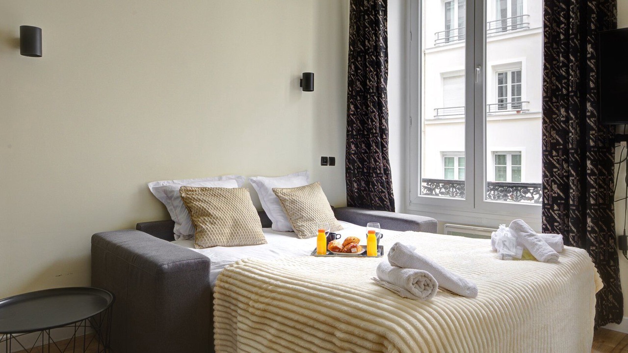 Photo of Bedroom in Arts-et-Metiers