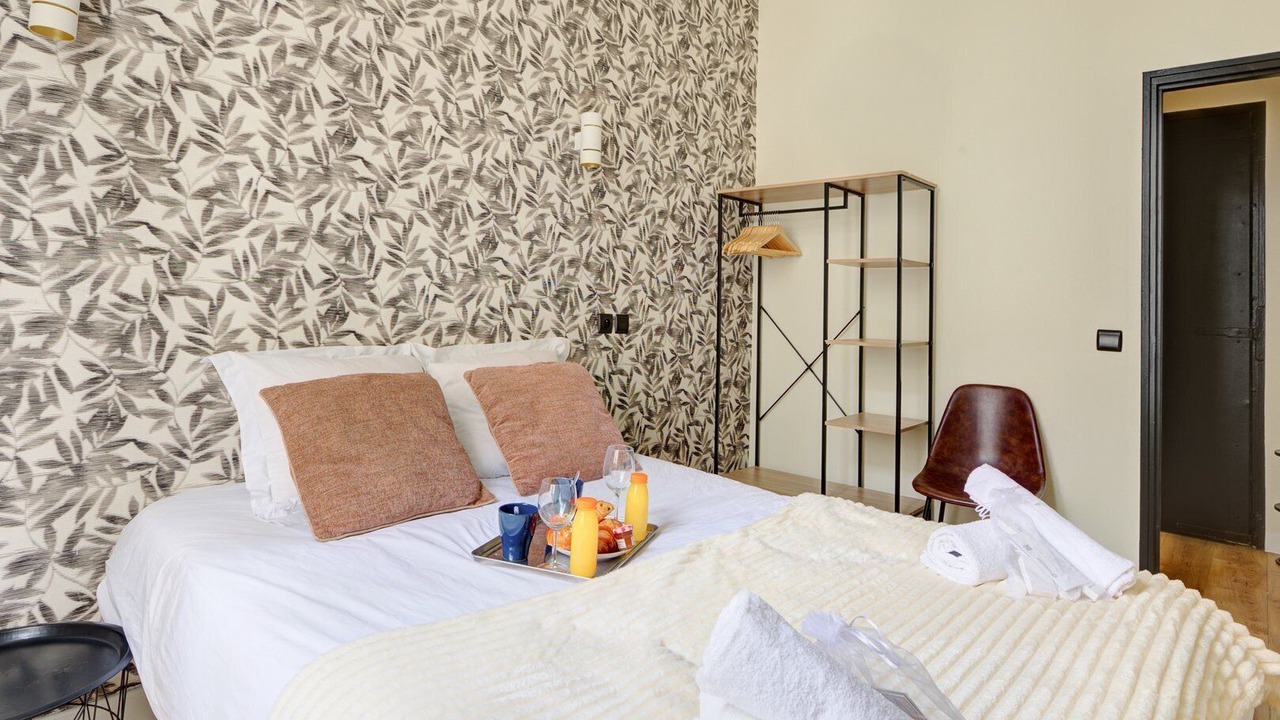 Photo of Bedroom in Arts-et-Metiers