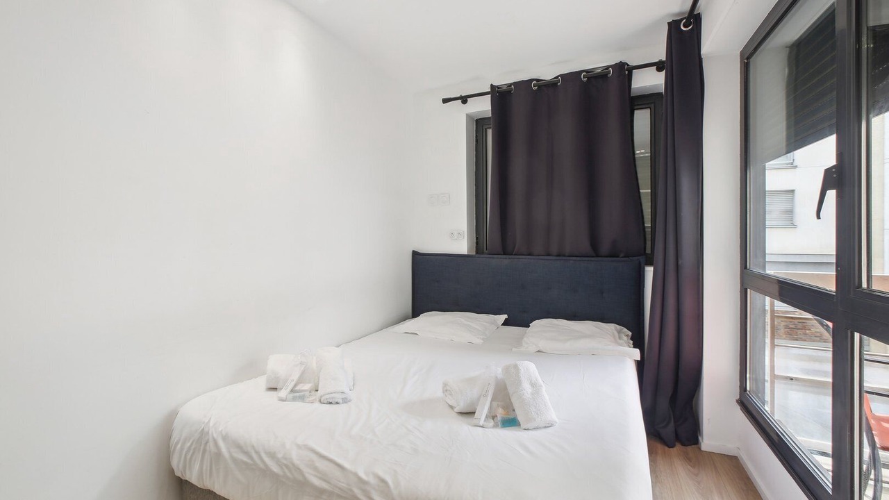 Photo of Bedroom in Grenelle