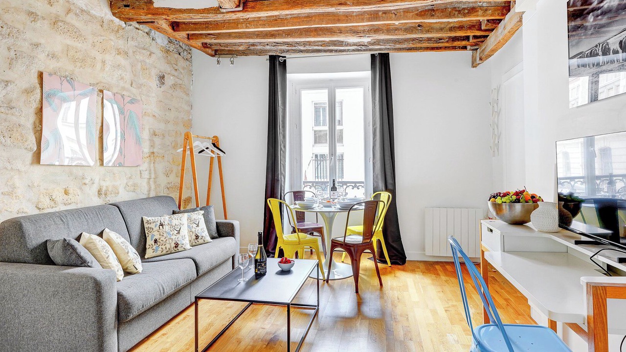 Photo of Livingroom in Arts-et-Metiers