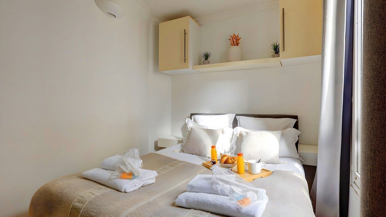 Photo of Bedroom in Batignolles