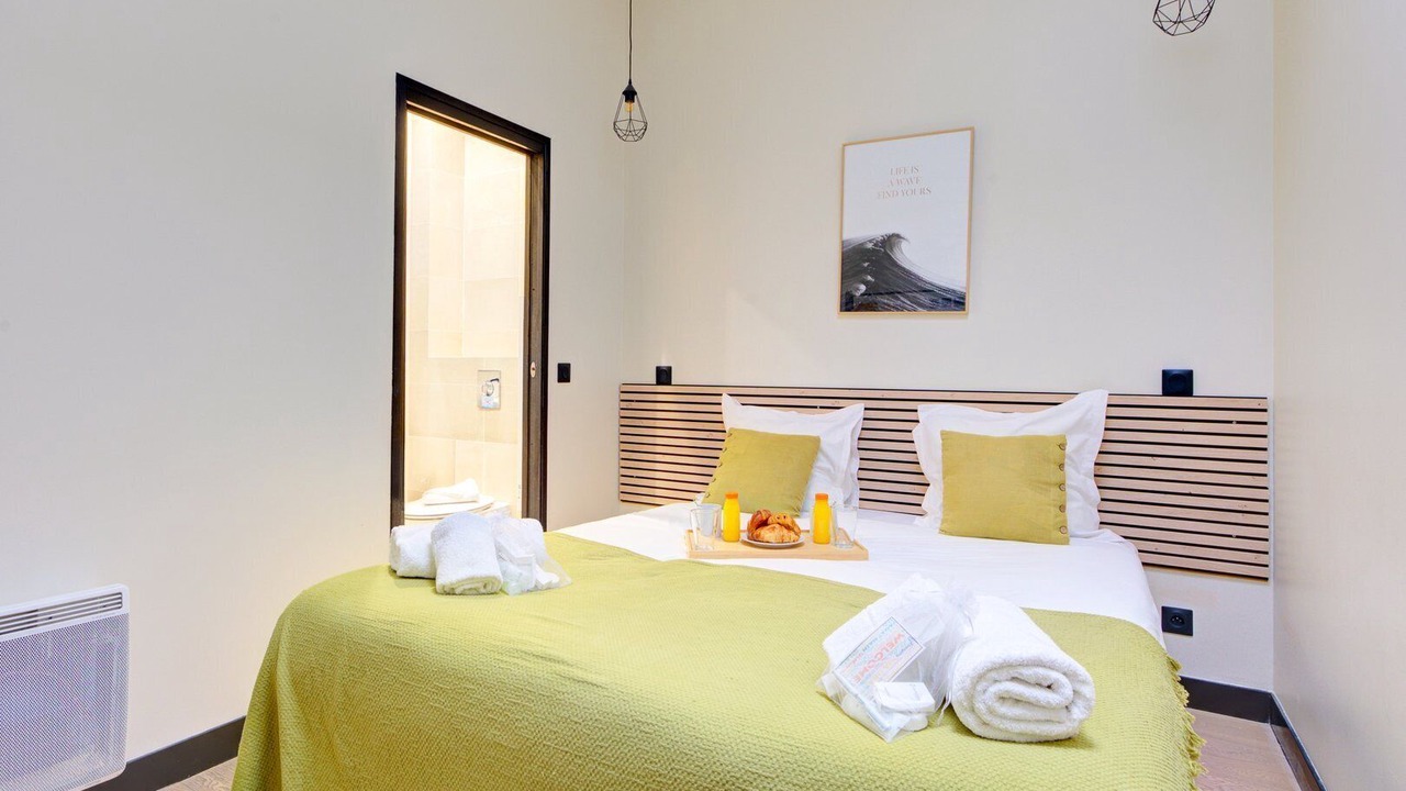 Photo of Bedroom in 12th Arrondissement