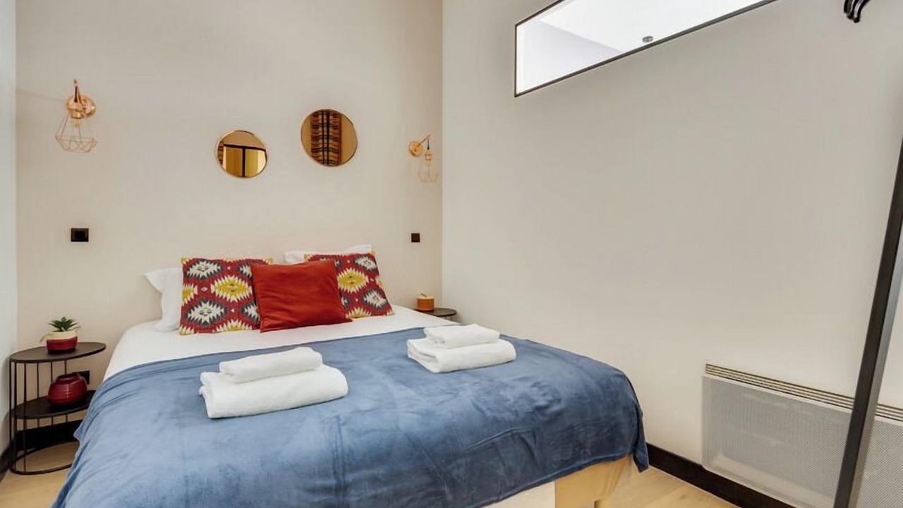 Photo of Bedroom in 12th Arrondissement