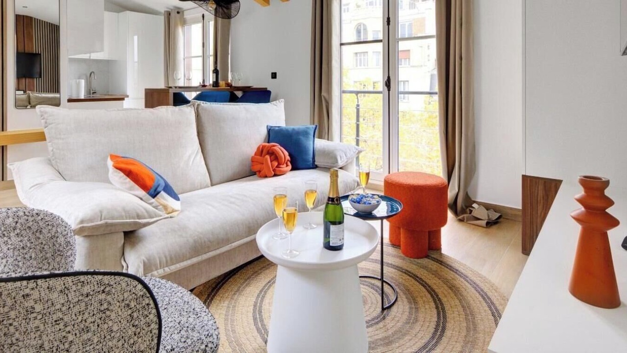 Photo of Livingroom in Quartier de la Plaine-de-Monceaux