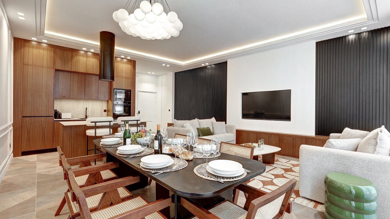 Photo of Others in Les Halles