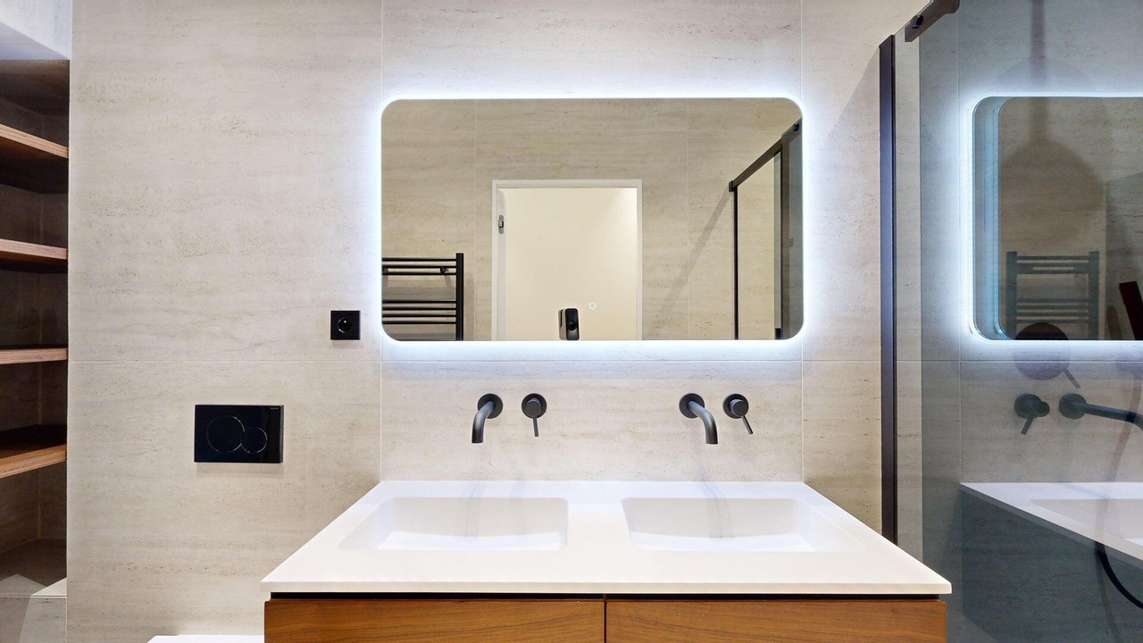 Photo of Bathroom in Les Halles