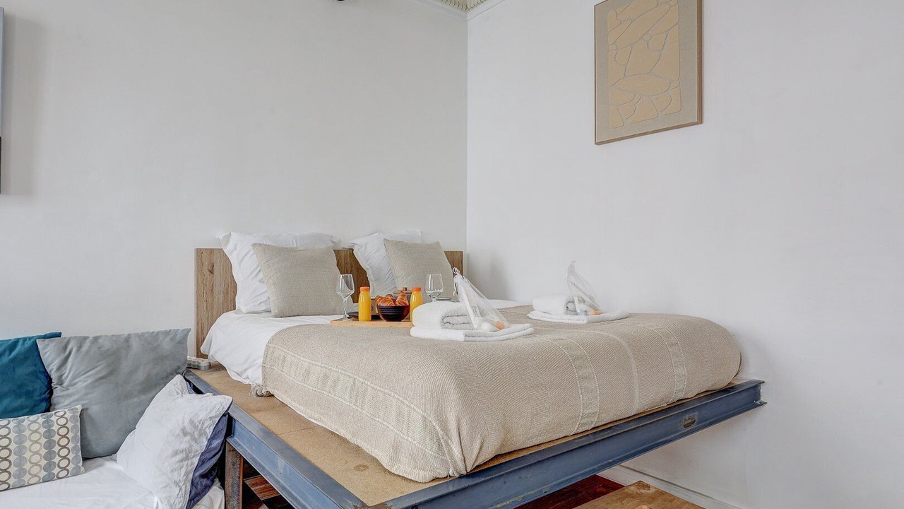 Photo of Bedroom in Quartier du Faubourg-Montmartre