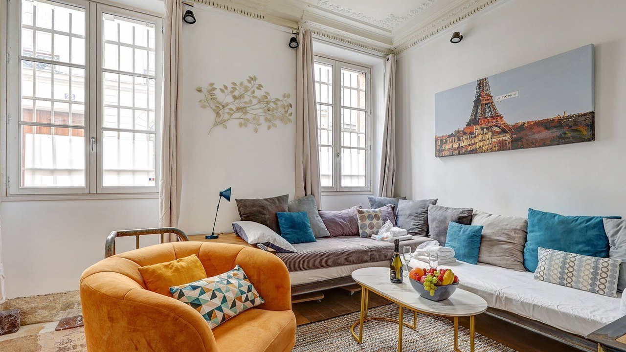 Photo of Livingroom in Quartier du Faubourg-Montmartre