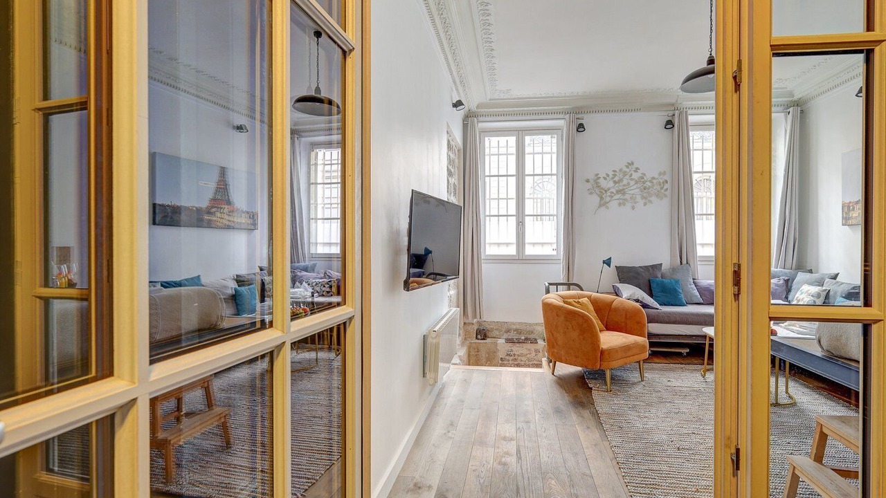 Photo of Livingroom in Quartier du Faubourg-Montmartre