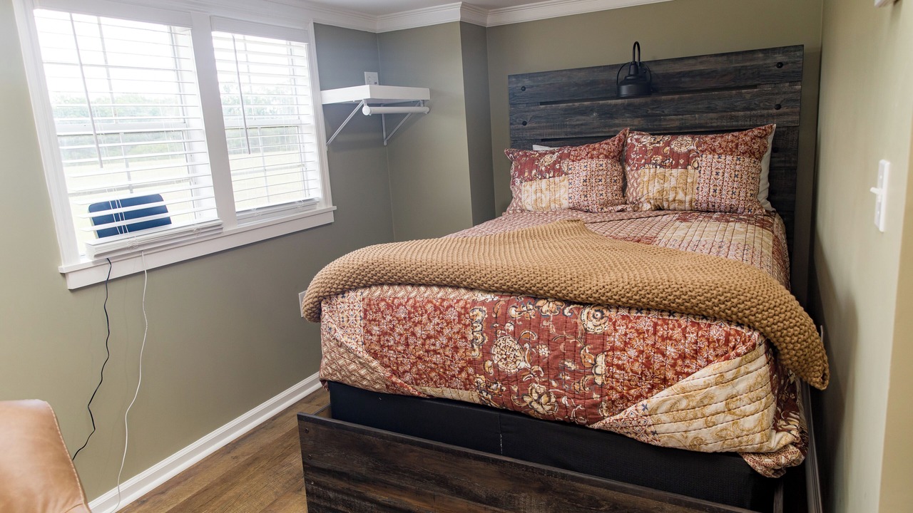 Photo of Bedroom in Blakely