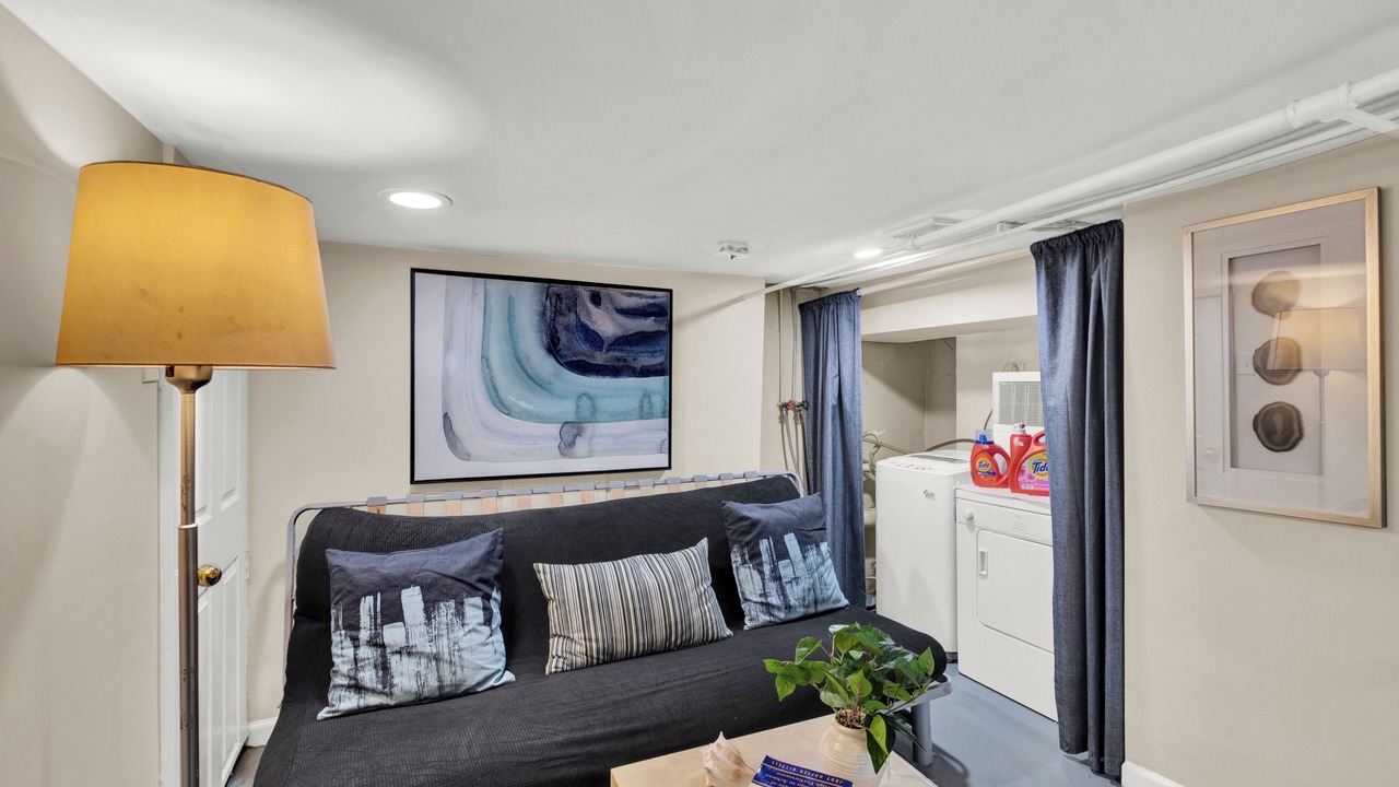 Photo of Bedroom in Graduate Hospital