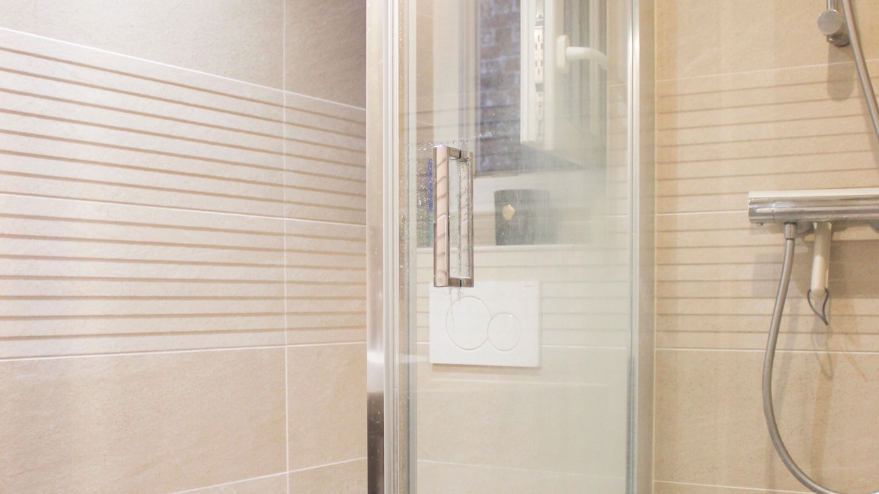 Photo of Bathroom in 19th Arrondissement