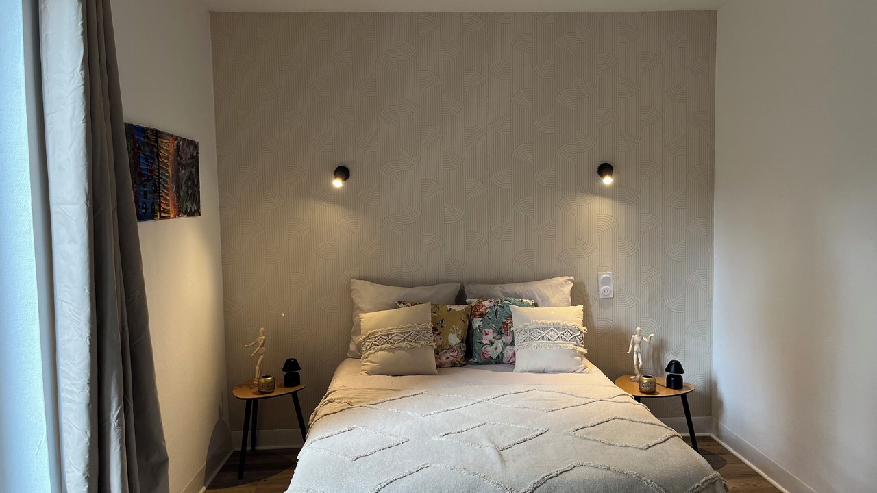 Photo of Bedroom in Le Ledat