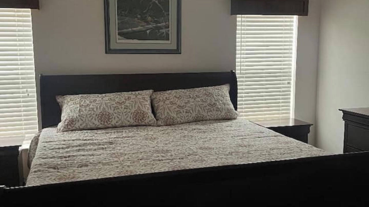 Photo of Bedroom in Green River