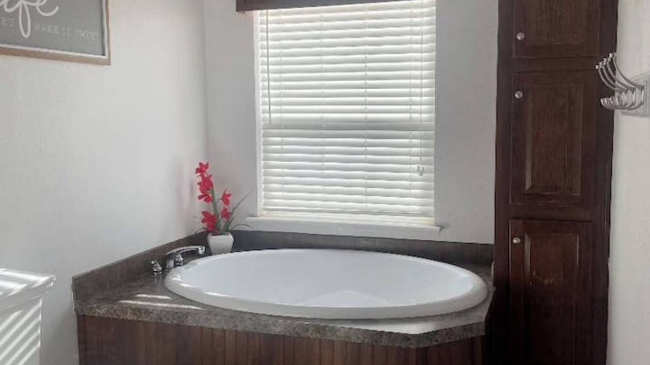 Photo of Bathroom in Green River