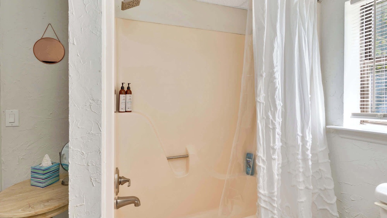 Photo of Bathroom in Collegedale