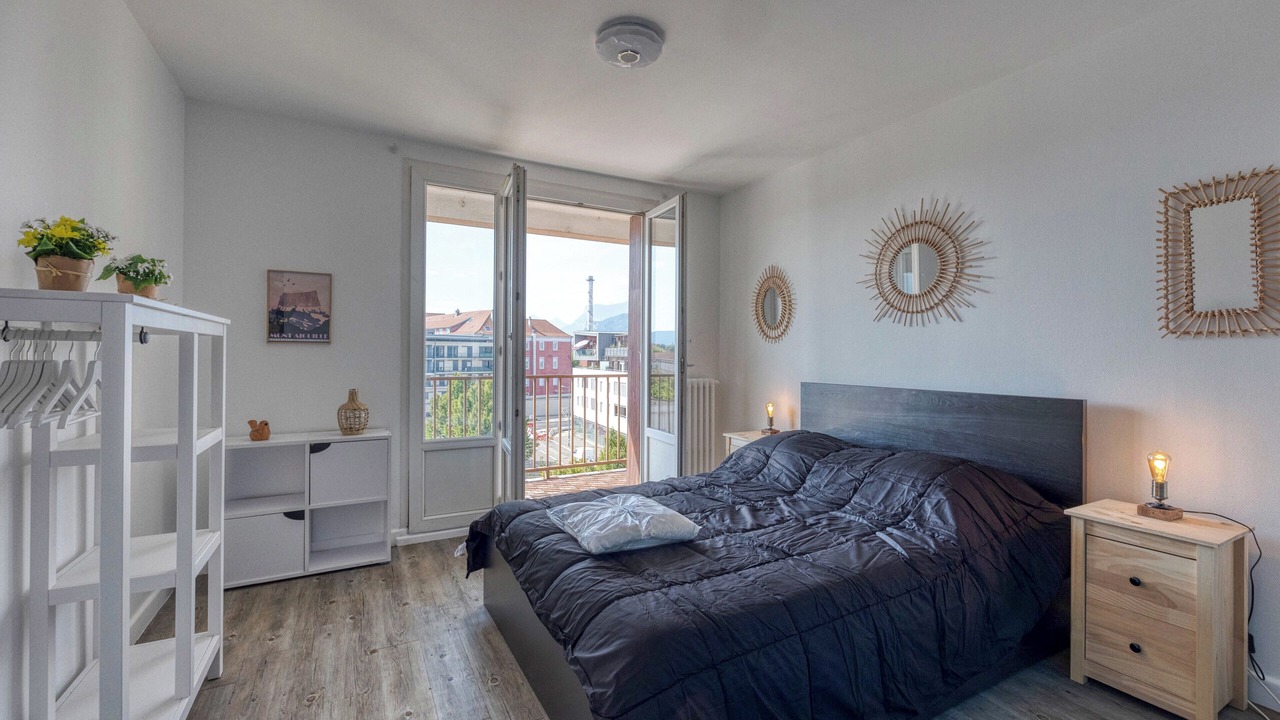 Photo of Bedroom in Secteur 3