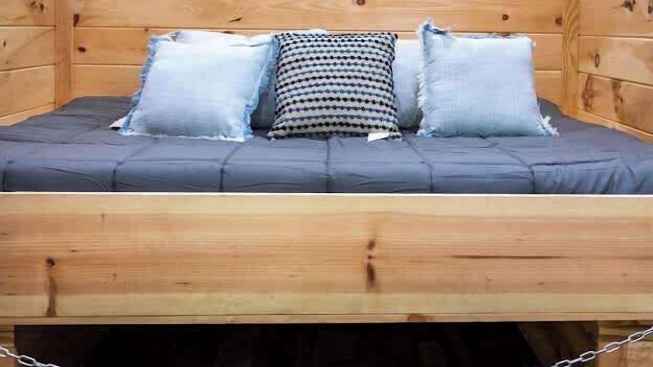 Photo of Bedroom in Betsy Layne