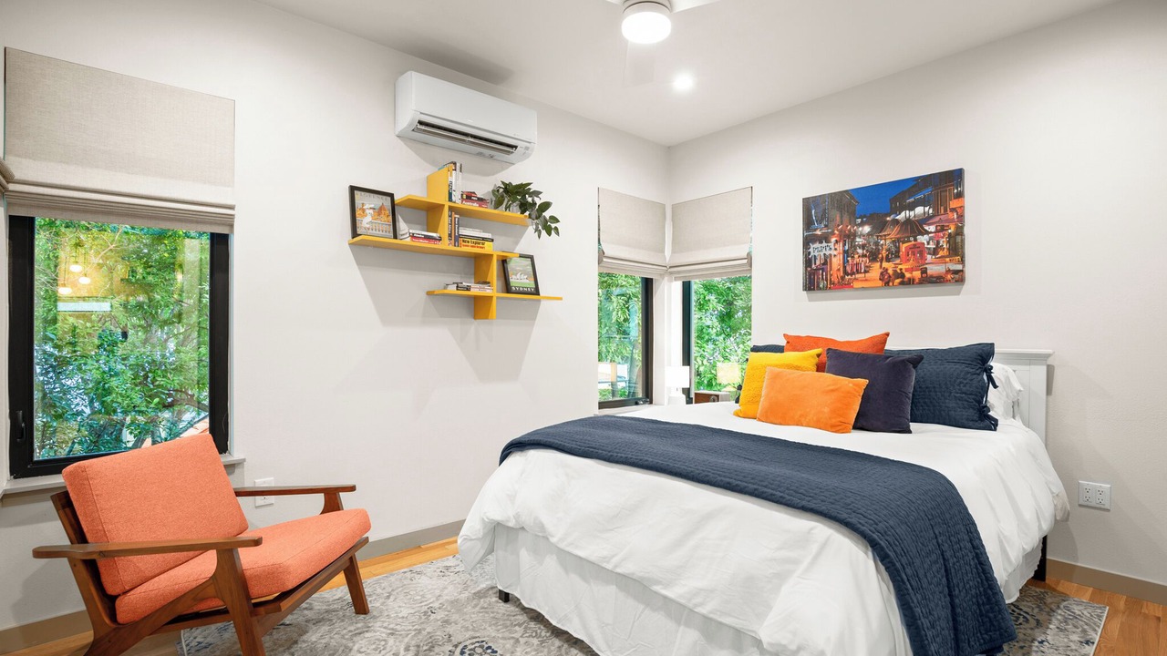 Photo of Bedroom in Zilker