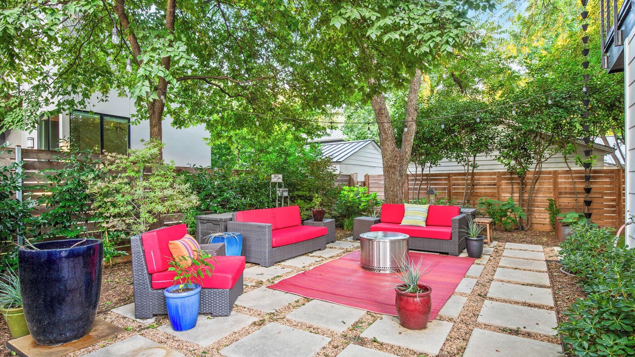 Photo of Patio Balcony in Zilker
