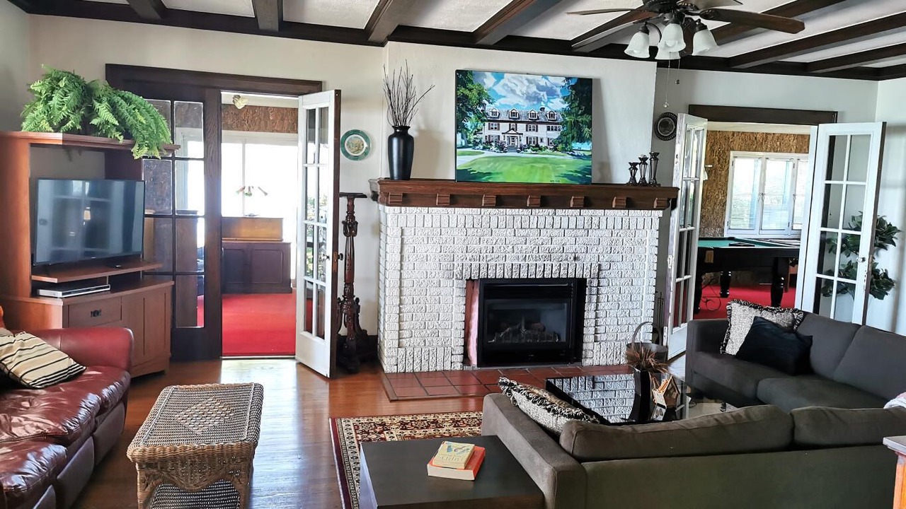Photo of Livingroom in Port Stanley