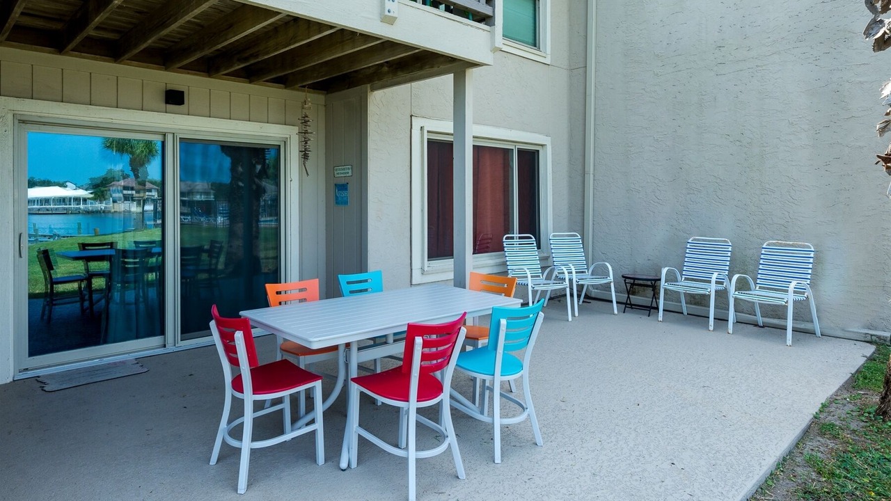 Photo of Outdoor in Harbor Oaks