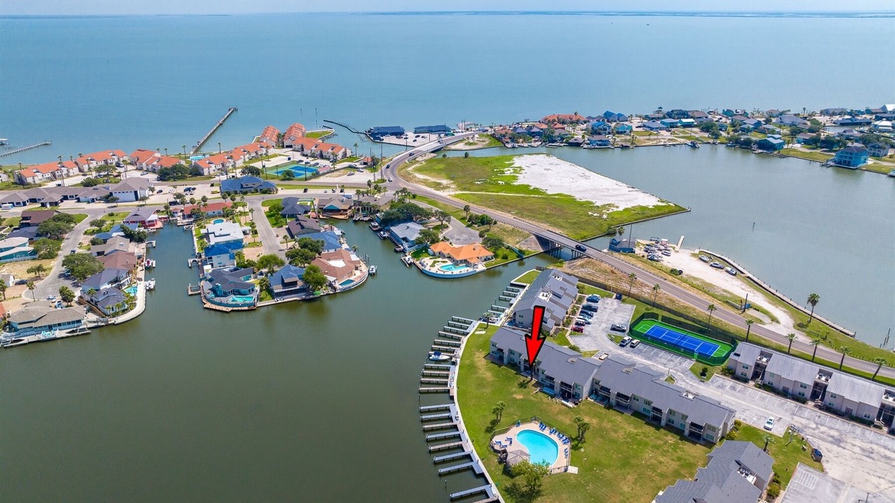 Photo of Outdoor in Harbor Oaks