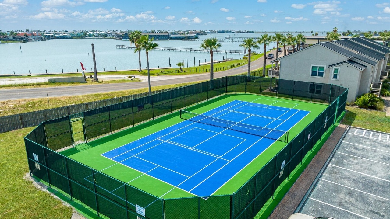 Photo of Others in Harbor Oaks