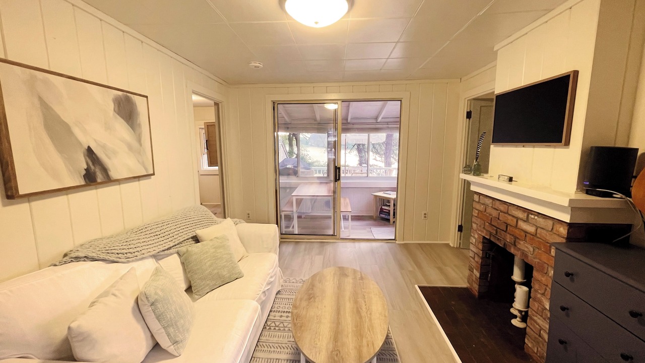 Photo of Livingroom in West Dennis