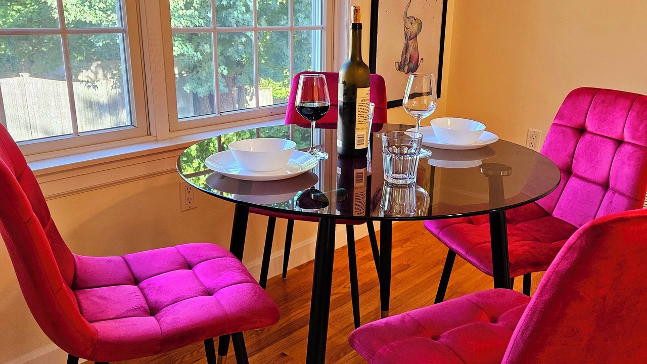 Photo of Others in Melrose