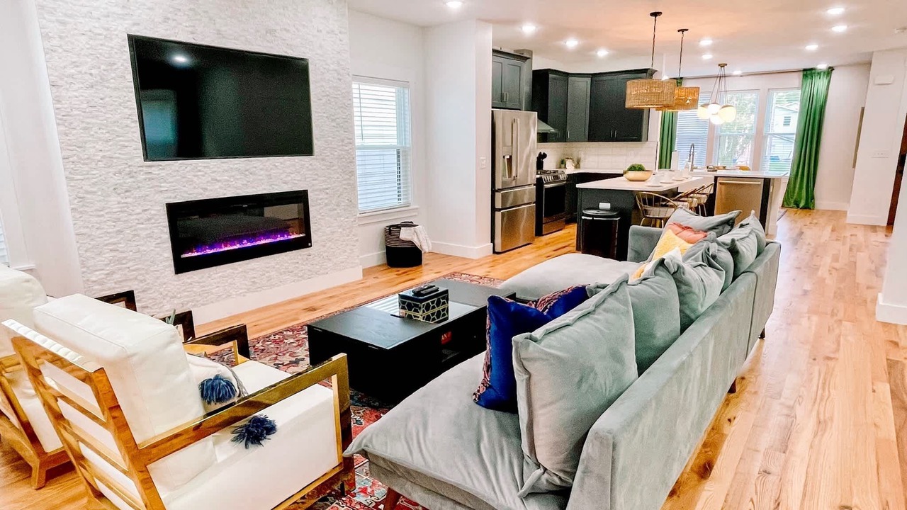 Photo of Bedroom in Cleveland Park