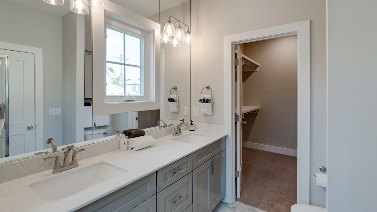Photo of Bathroom in Lakewood