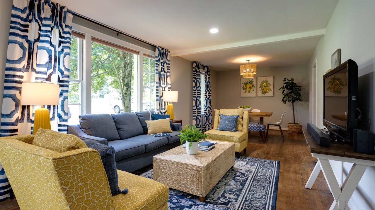Photo of Bedroom in Green Hills