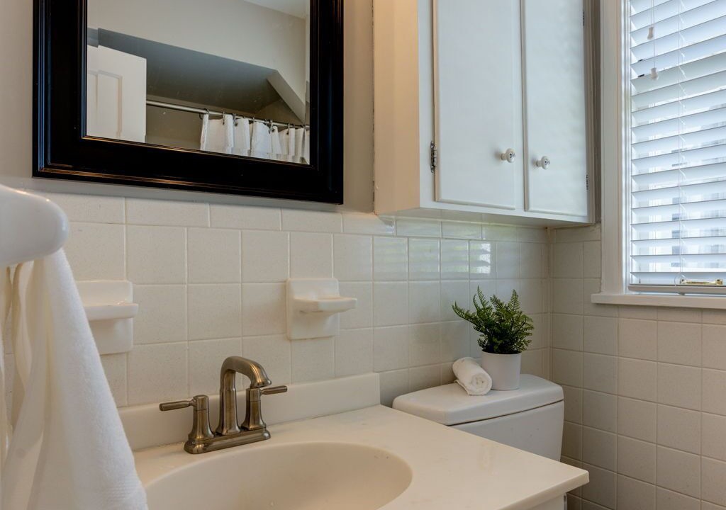 Photo of Bathroom in Green Hills
